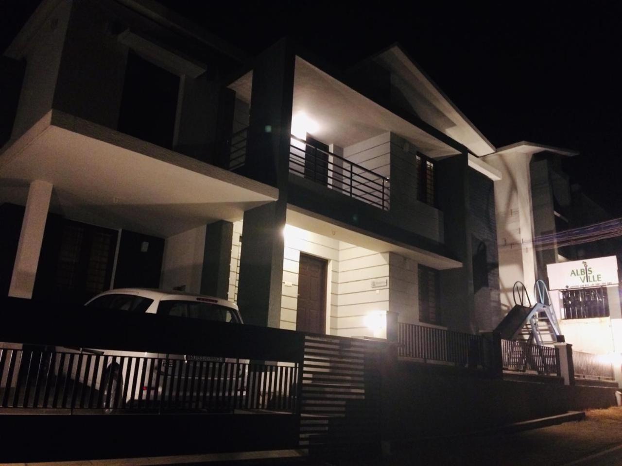 Albisville Hilltop Mansion Ooty Exterior foto