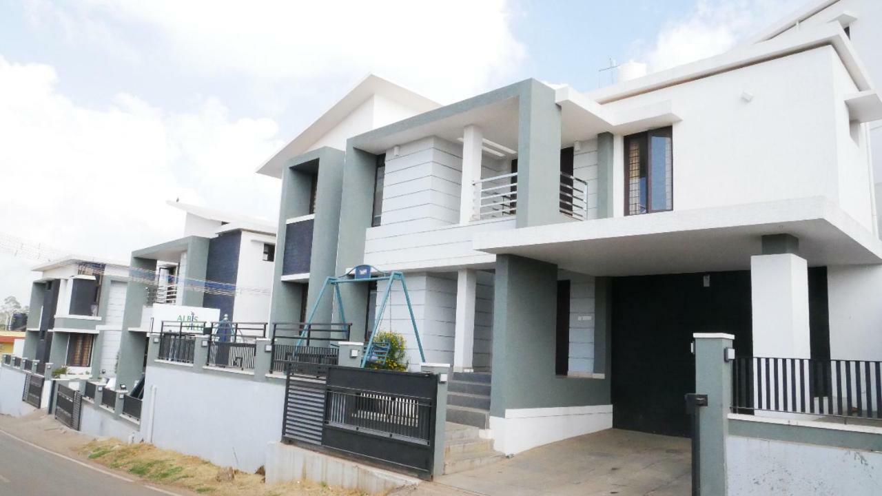 Albisville Hilltop Mansion Ooty Exterior foto
